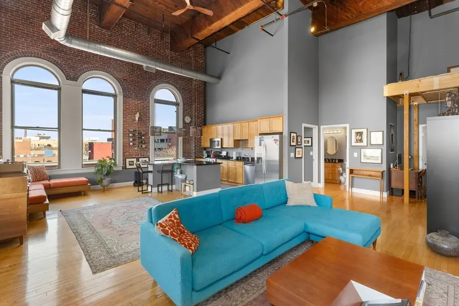 10 Kearney Sq #404, Lowell, MA 01852 - #3