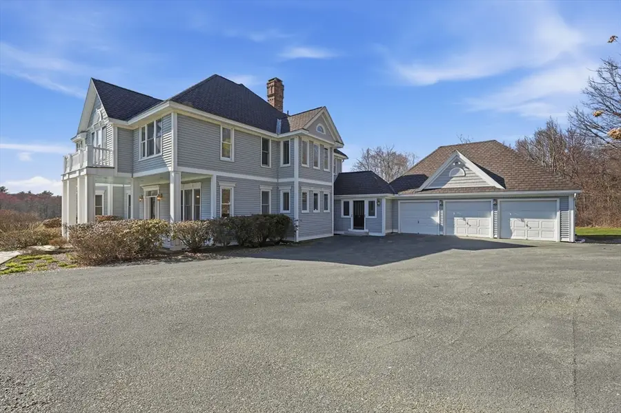 365 Middle St, Amherst, MA 01002 - #2