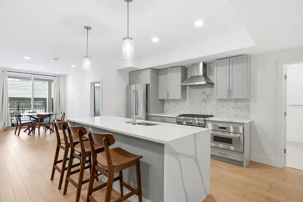 50 Hichborn St #209, Boston, MA 02135 - #1