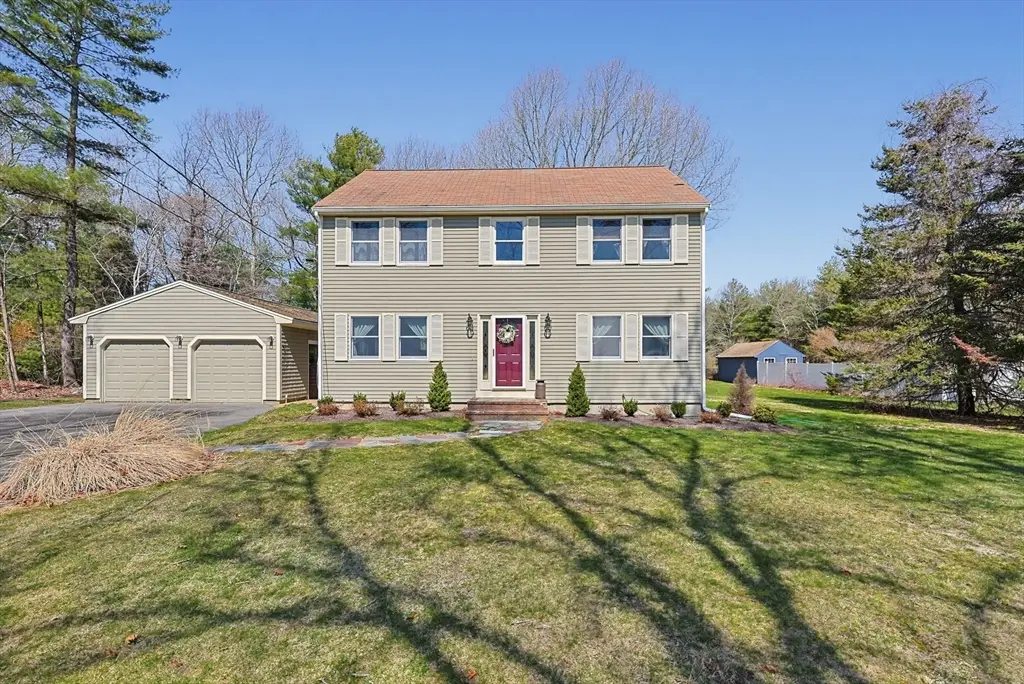410 Seekell St, East Taunton, MA 02718 - #1