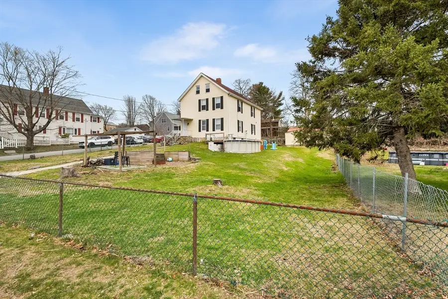 97 Dublin St, Somerset, MA 02726 - #3