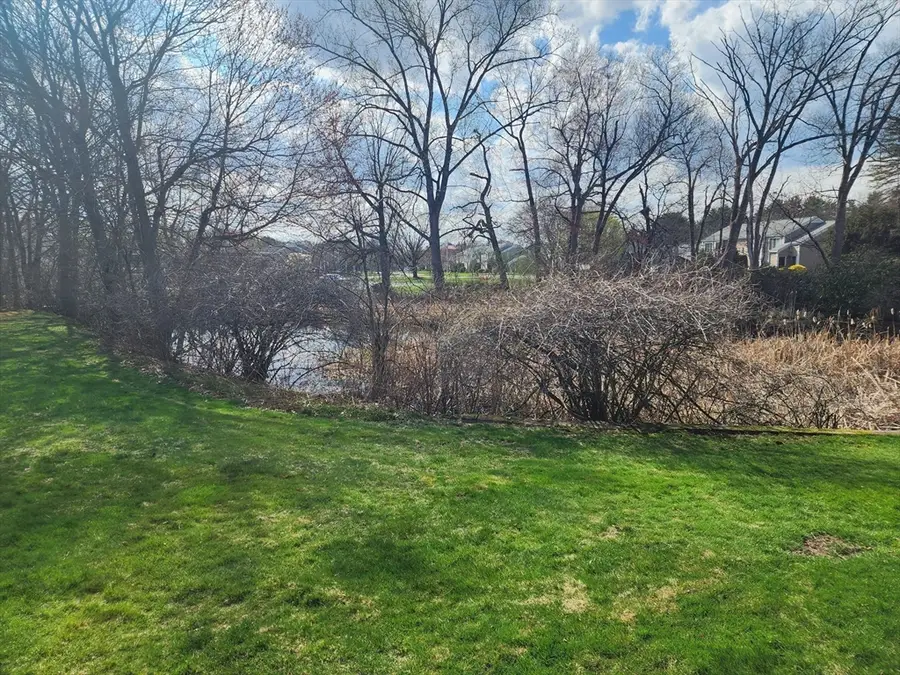 373 Nassau Dr #373, Springfield, MA 01129 - #3