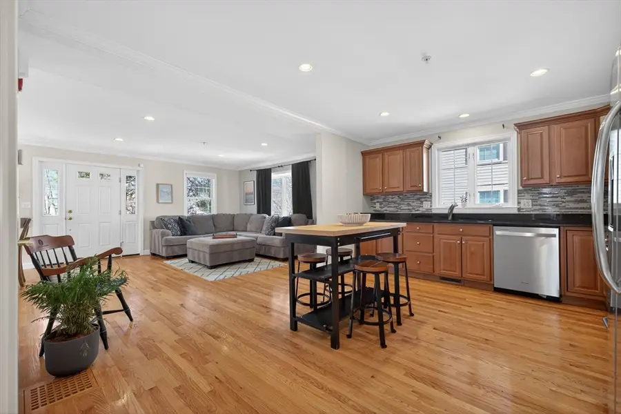 36 Prospect St #1, Waltham, MA 02453 - #2