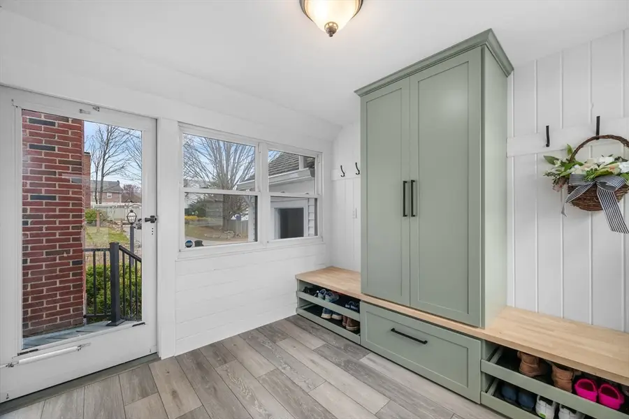 4 Bedford Ter, Woburn, MA 01801 - #3