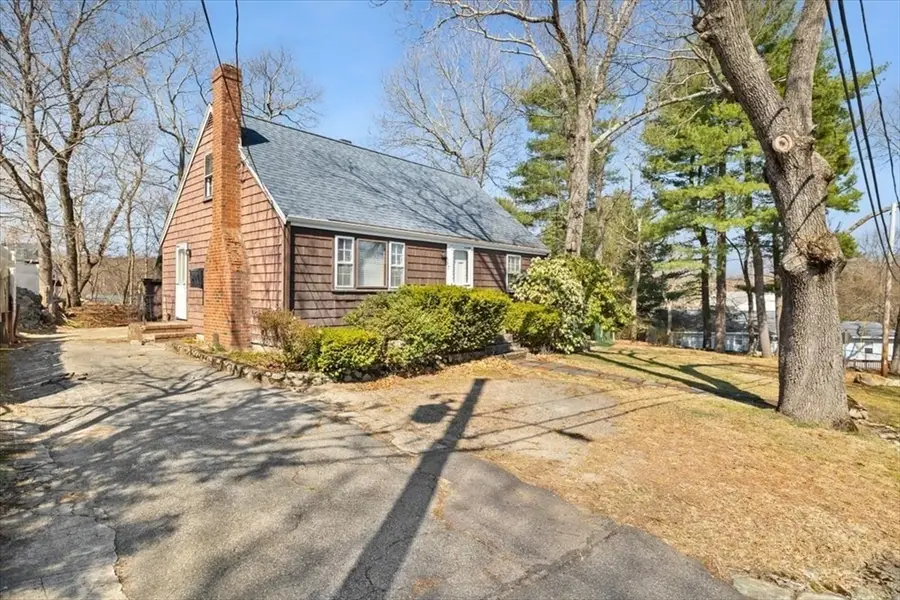 7 Cedar Cir, Randolph, MA 02368 - #3