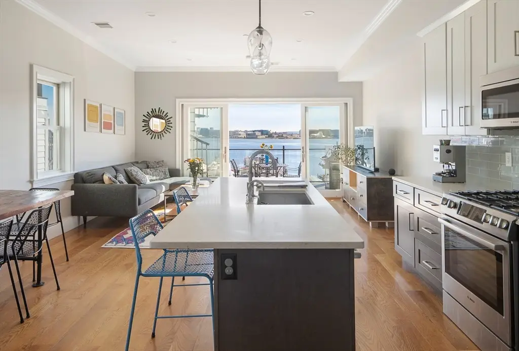 263 Webster St #3, Boston, MA 02128 - #1