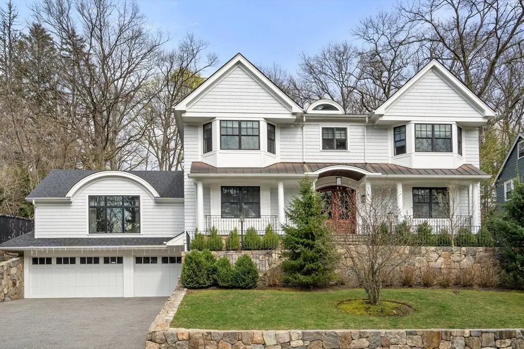 136 Beaumont Ave, Newton, MA 02460 - #1