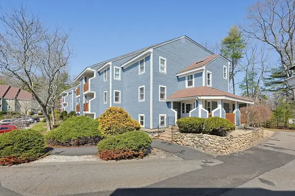 112 Heritage Dr #112, Northbridge, MA 01588
