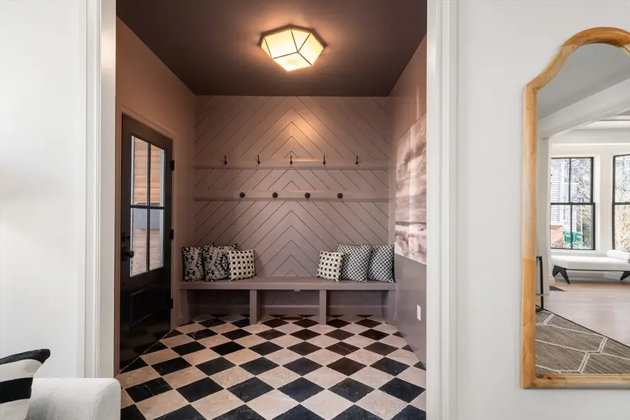 18 Clinton Street #Front, Cambridge, MA 02139 - #2