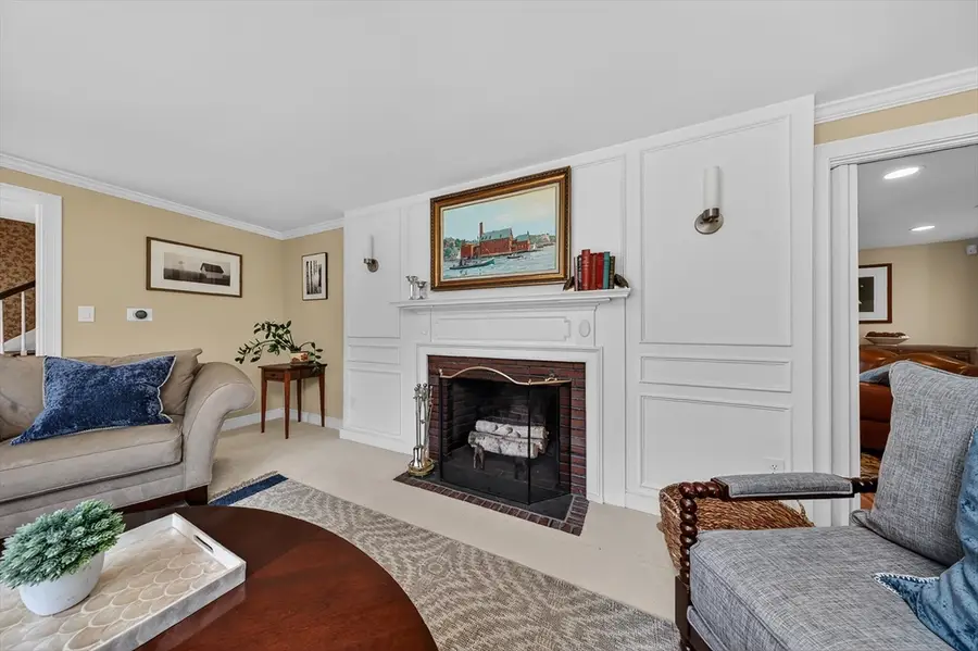 37 Mast Hill Rd, Hingham, MA 02043 - #3