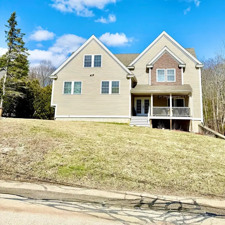 195 Lower Gore Dr, Webster, MA 01570 - #1