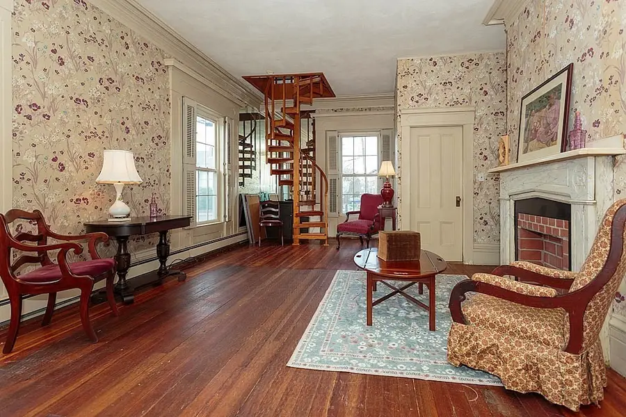 72 College Ave, Medford, MA 02155 - #2