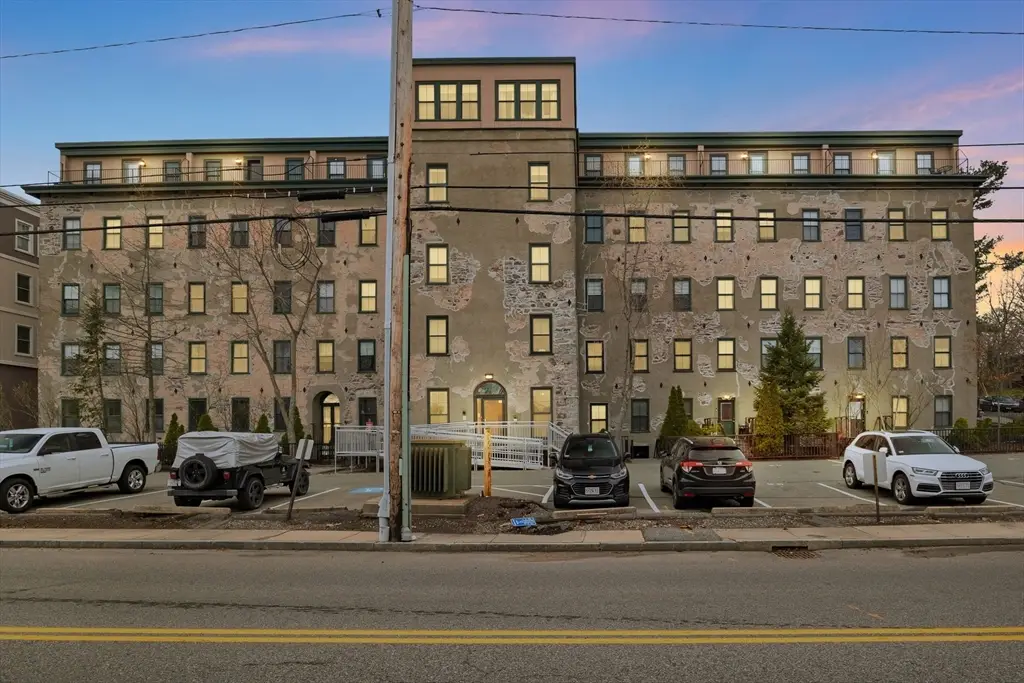 426 Mount Hope St #211, North Attleboro, MA 02760 - #1