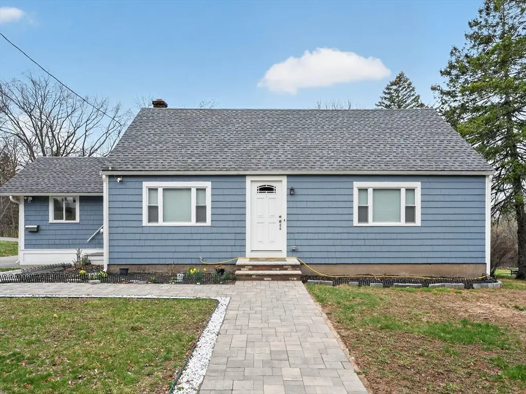 29 Elliott St, Danvers, MA 01923 - #1