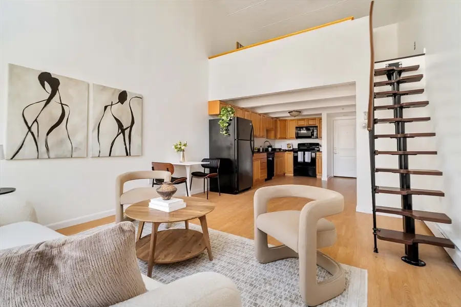 993 Massachusetts Ave #203, Arlington, MA 02476 - #2