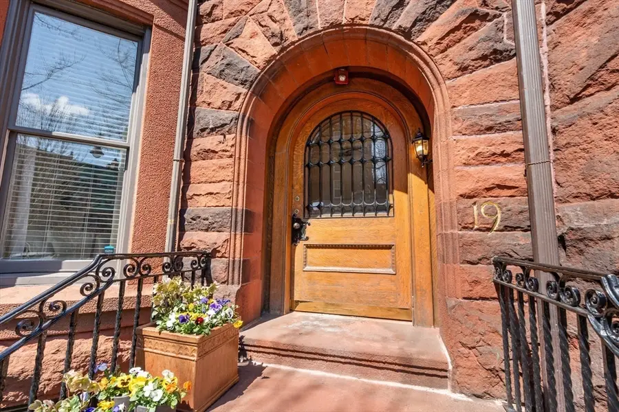 19 Bay State Road #4, Boston, MA 02215 - #2