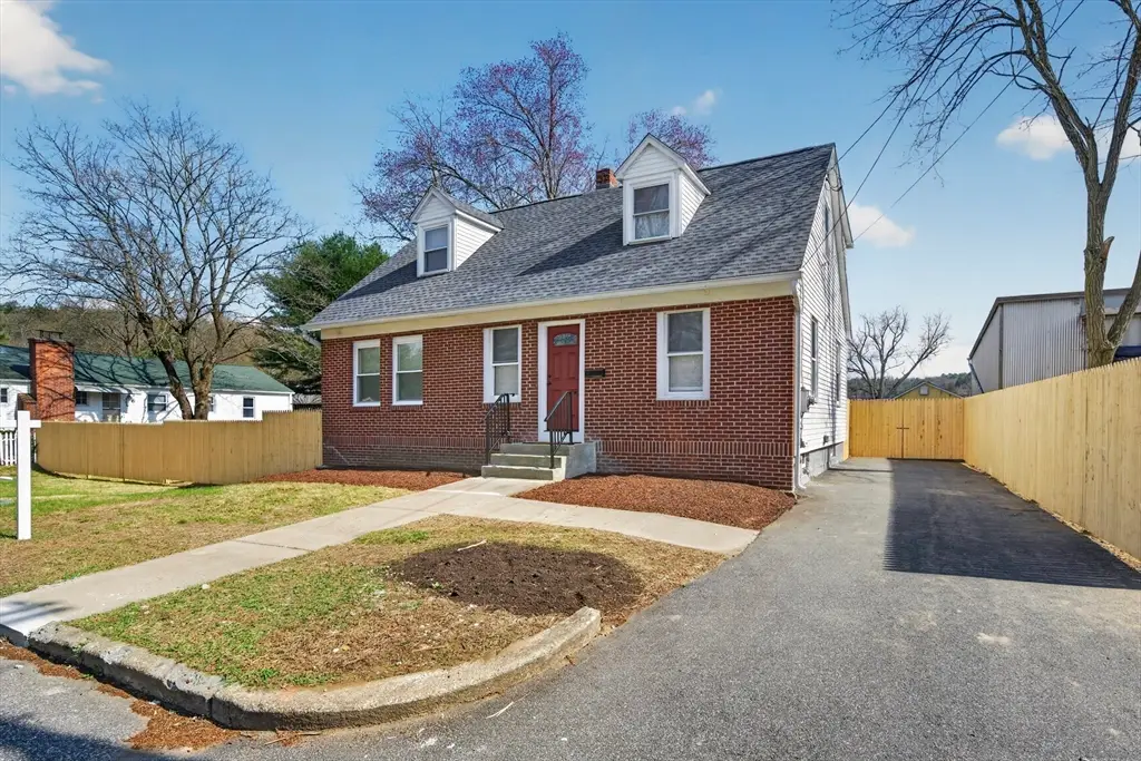 1029 Wilson, Palmer, MA 01069 - #1