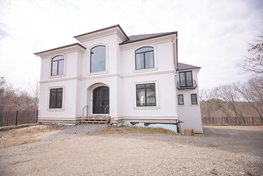 12 Gianna Drive, Saugus, MA 01906 - #1