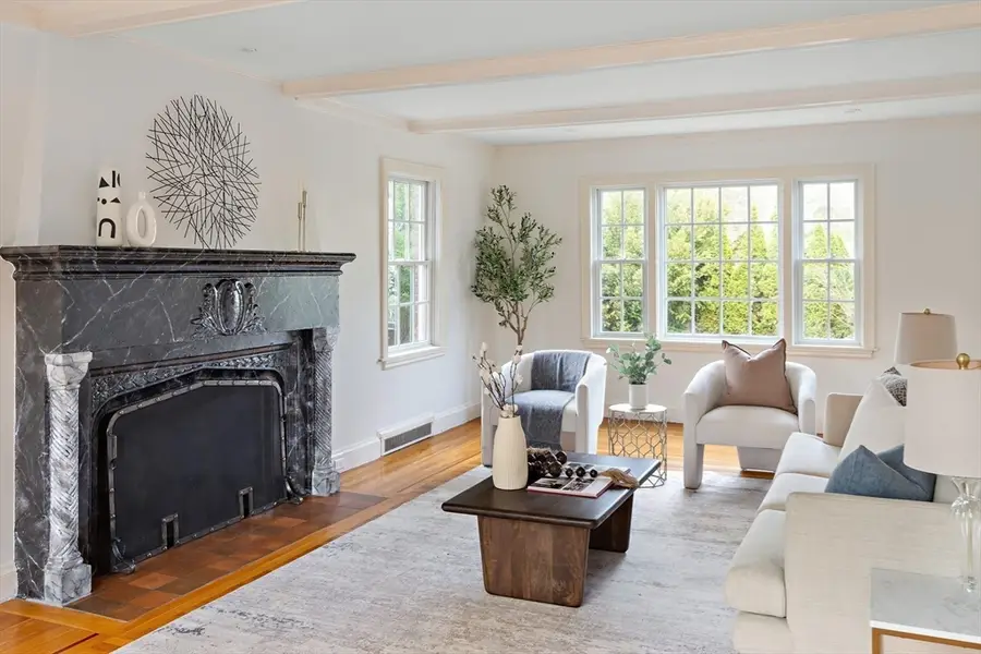 5 Evelyn Rd, Newton, MA 02468 - #3