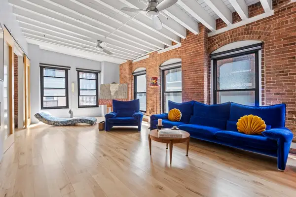 111 Beach St #3E, Boston, MA 02111