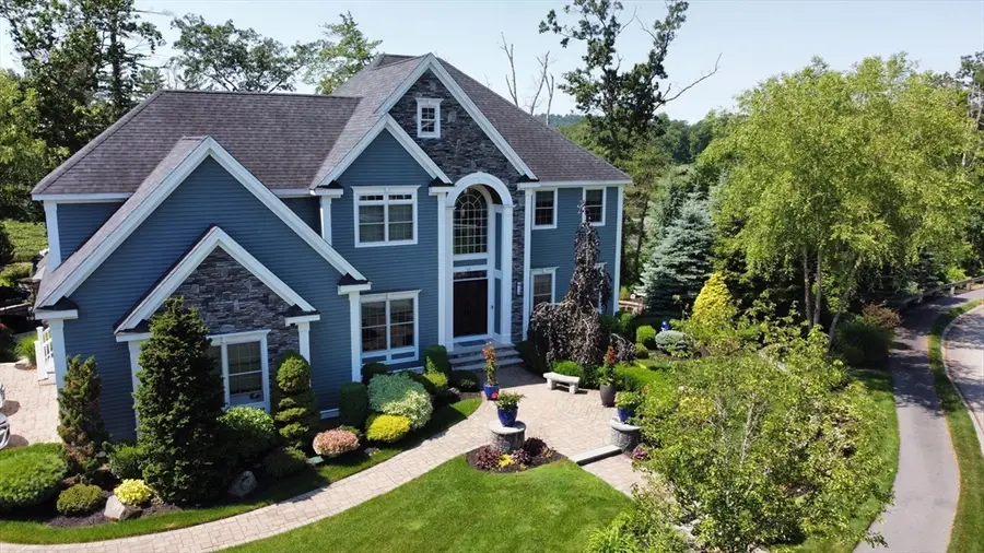 10 Woodbury Ln, Middleton, MA 01949 - #2