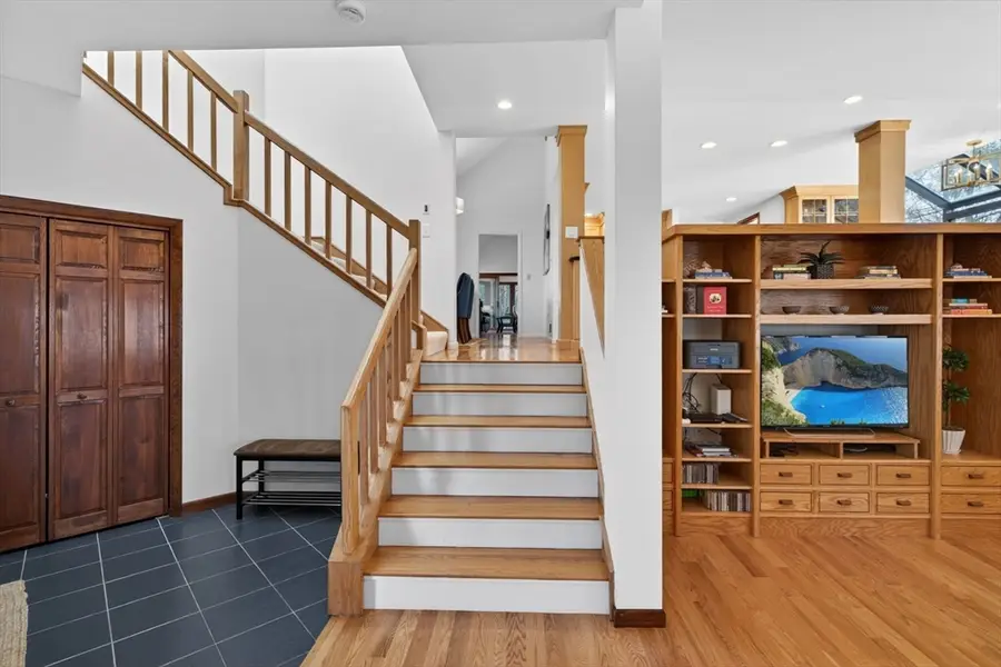 23 Greybirch Rd, Andover, MA 01810 - #3