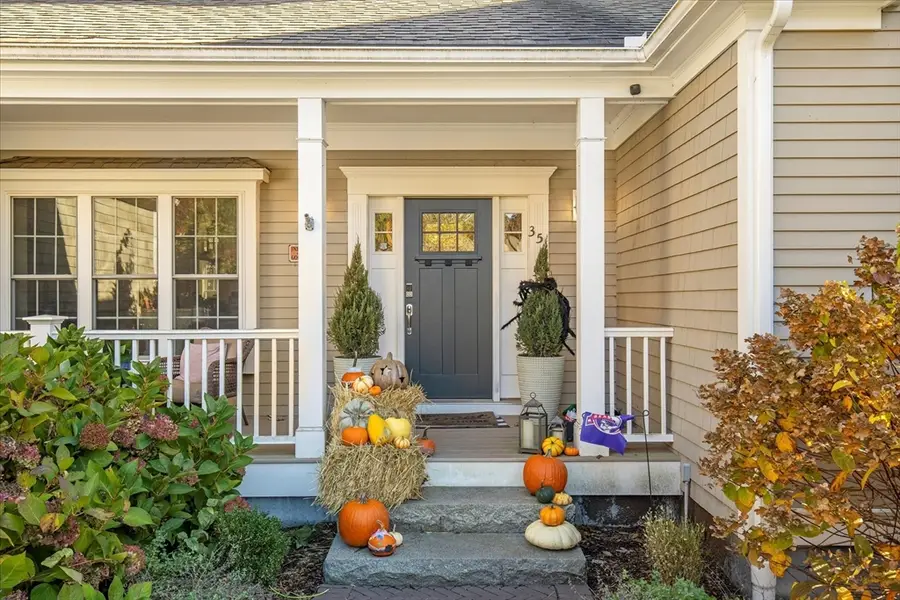 35 Spinnaker Dr W, Mashpee, MA 02649 - #2