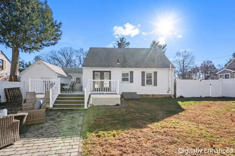 7 Lakeside Drive, Dudley, MA 01571 - #2