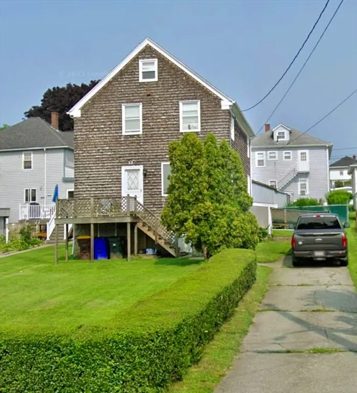 32 Woodstock St, Fall River, MA 02724 - #1