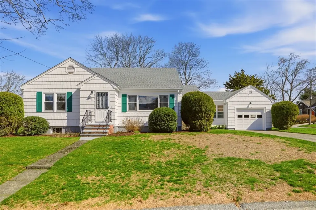 24 Kearns, Tiverton, RI 02878 - #1