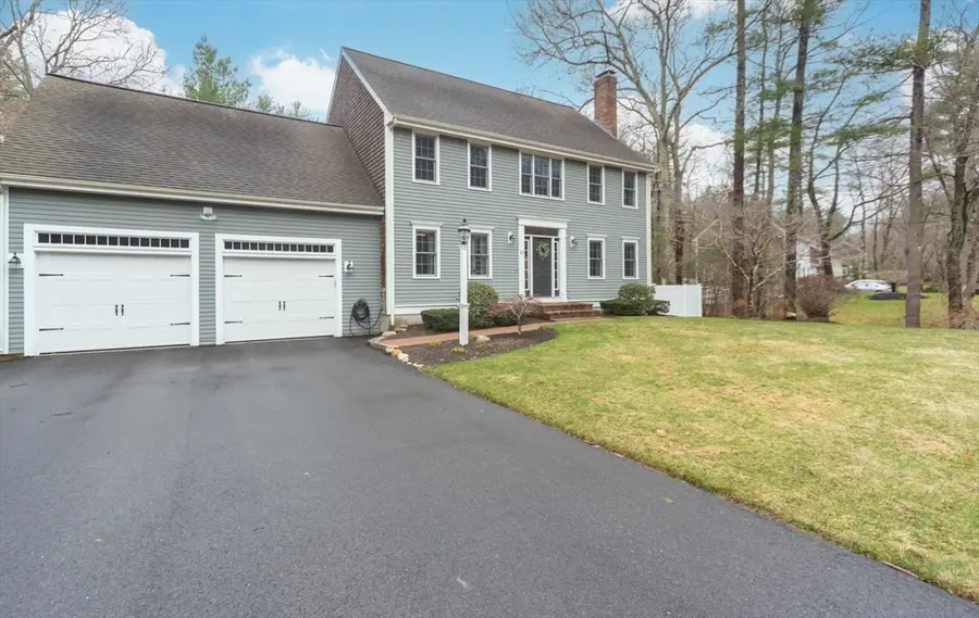 11 Bramblewood St, Bridgewater, MA 02324 - #3