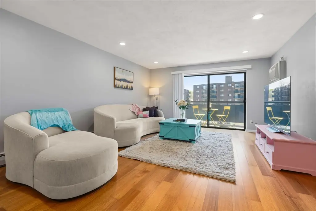 32 Whites Ave #E441, Watertown, MA 02472 - #1