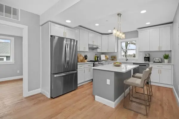 66 Stanley St #2, Boston, MA 02125