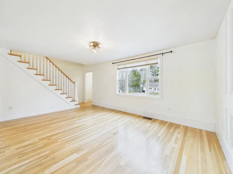 18 Shaker Rd., Dartmouth, MA 02747 - #3