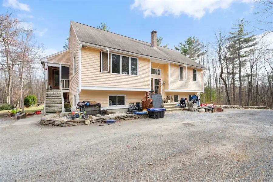 6 Plum Tree Ln, Hubbardston, MA 01452 - #2