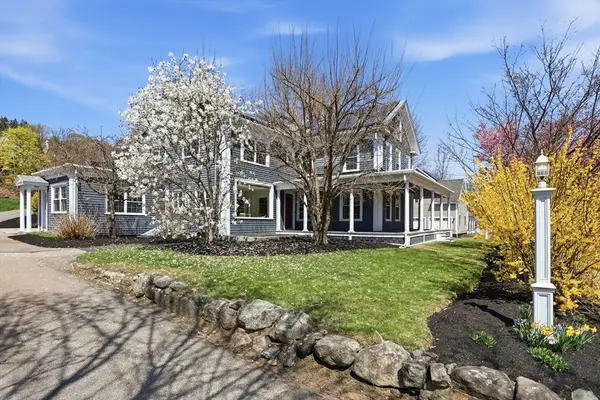 33 Blake Circle, Marlborough, MA 01752