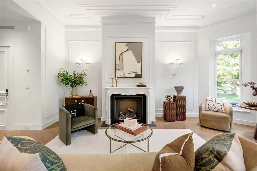 260-262 Commonwealth Avenue #1A, Boston, MA 02116 - #1