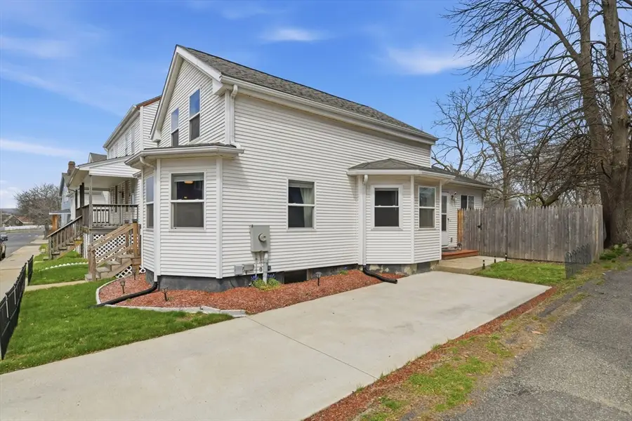 49 West St, Chicopee, MA 01013 - #3