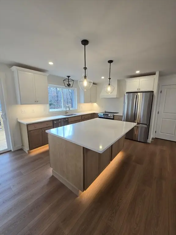 24 Blake Ave, West Boylston, MA 01583 - #3