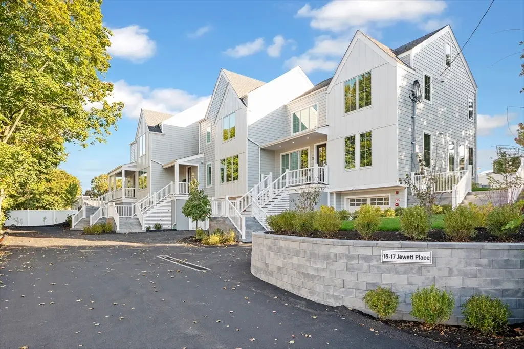 15 Jewett Pl #B, Newton, MA 02458 - #1
