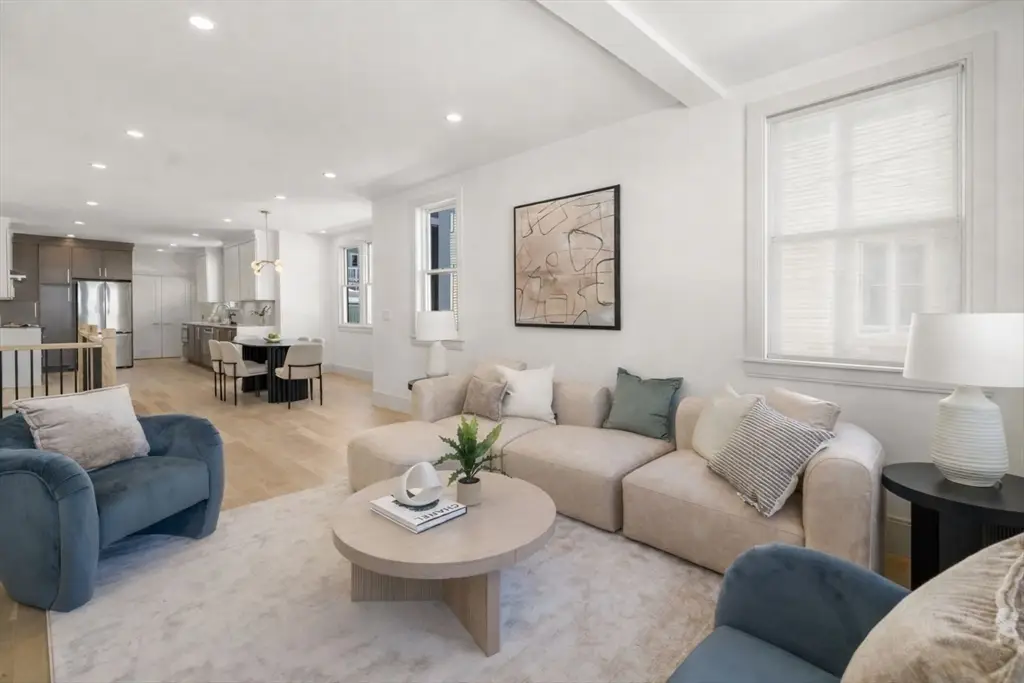 10-12 Clyde Rd, Watertown, MA 02472 - #1