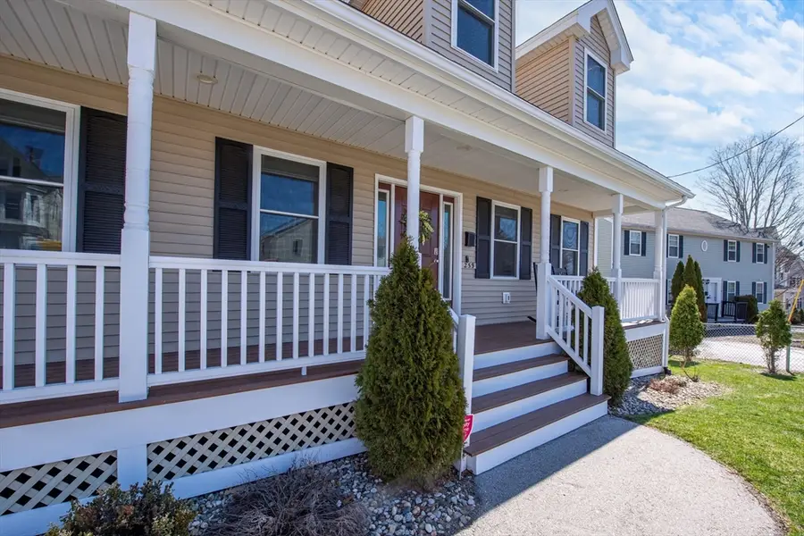 259 Hilldale Ave, Haverhill, MA 01832 - #2