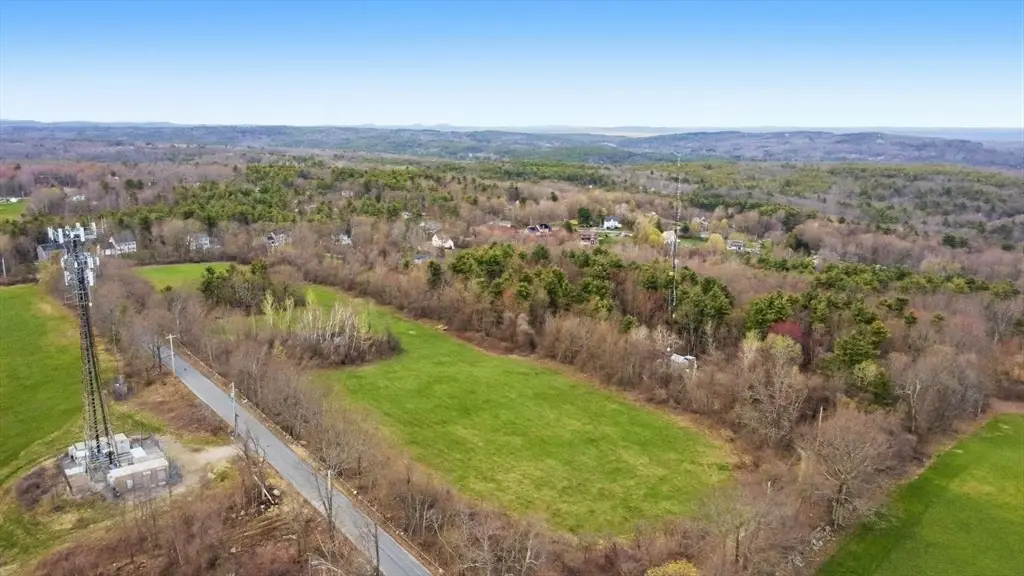 465 Alpine Rd, Fitchburg, MA 01420 - #1