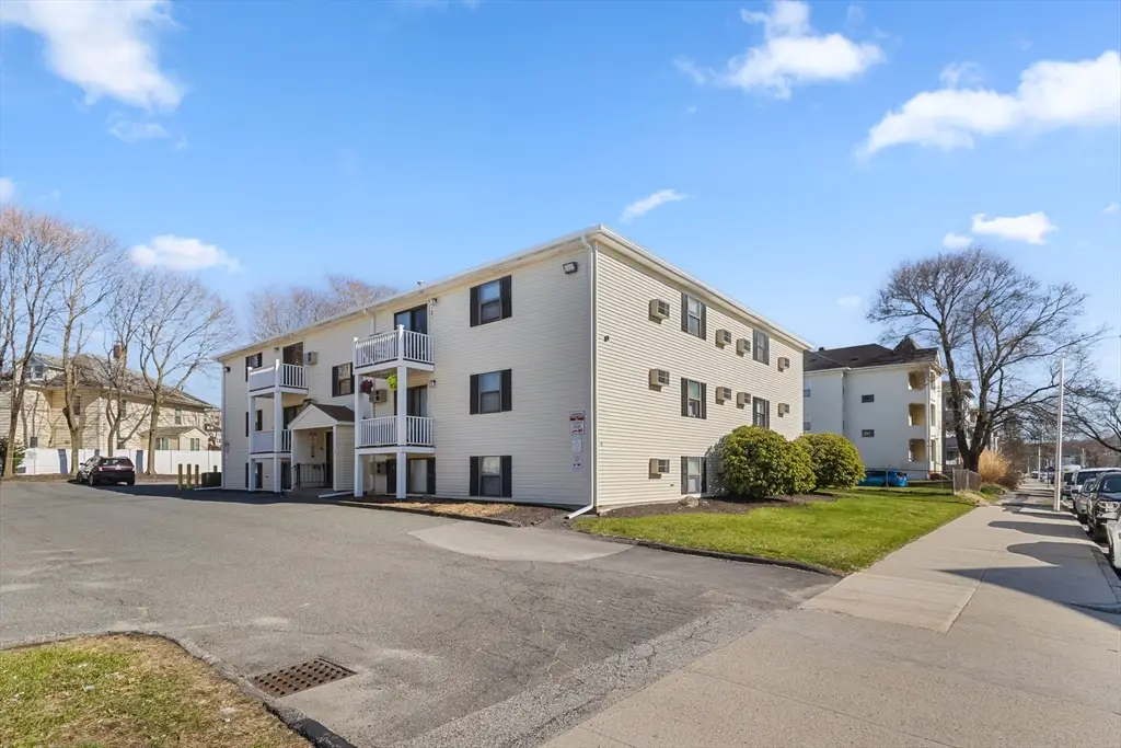 15 Houghton Street #12, Worcester, MA 01604 - #1