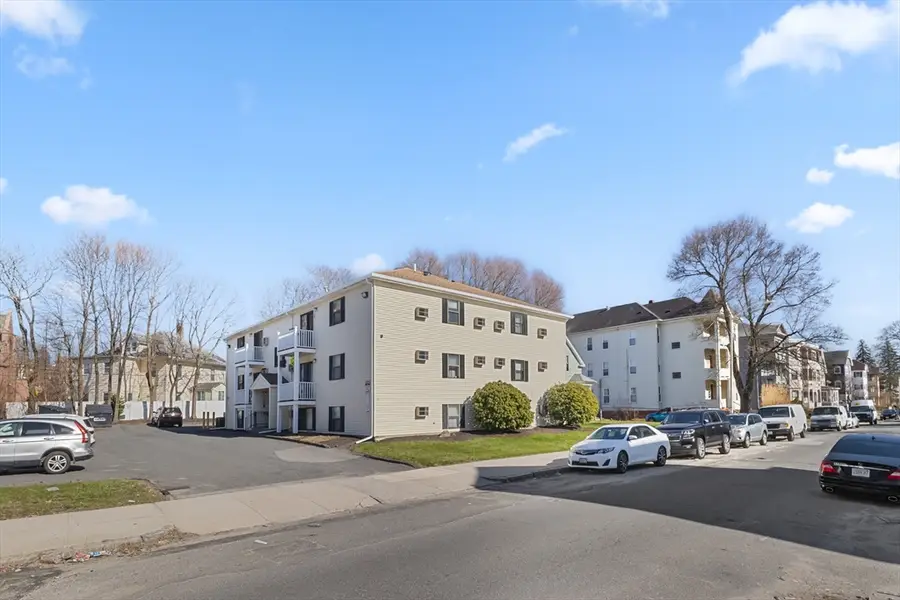 15 Houghton Street #12, Worcester, MA 01604 - #2
