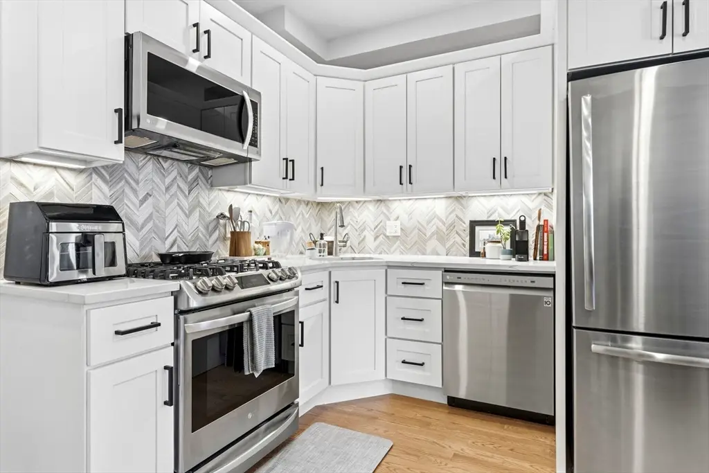 120 Bremen St #1, Boston, MA 02128 - #1