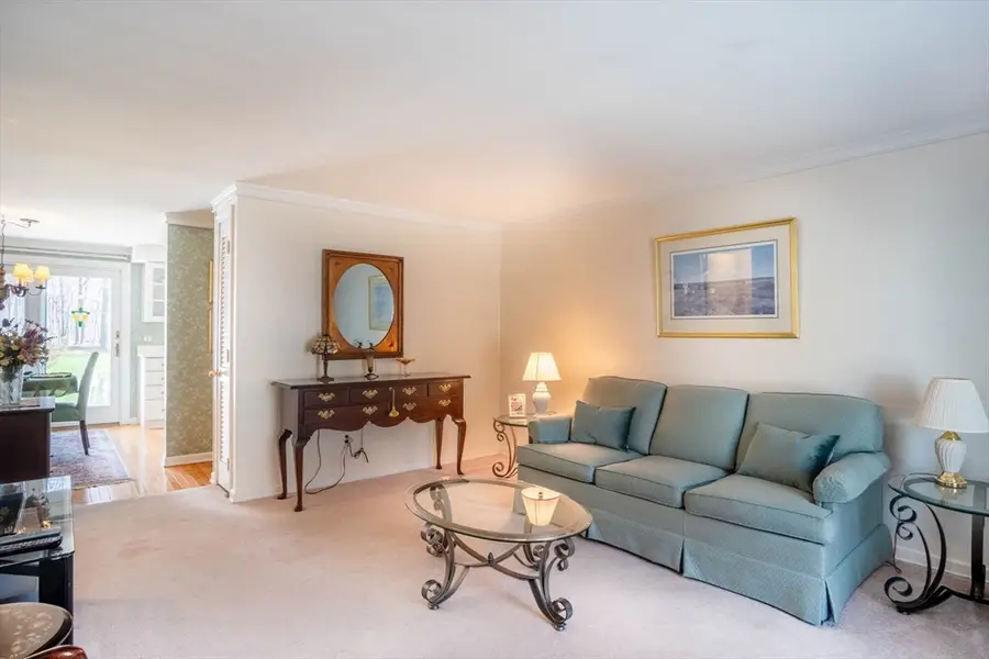 106 Plantation Dr #106, Agawam, MA 01001 - #3