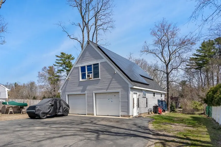 468 Mill St, Marion, MA 02738 - #3