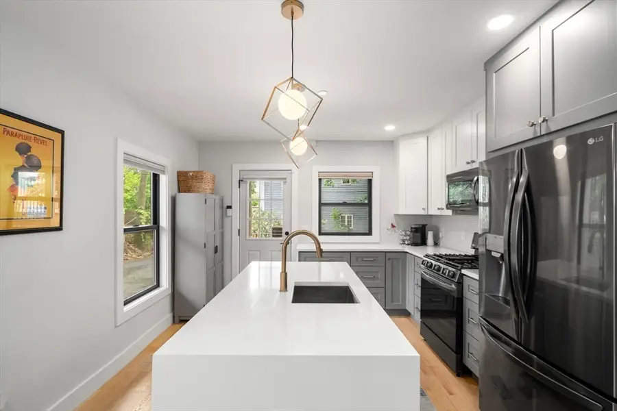 1069 Washington Street #2, Boston, MA 02124 - #2