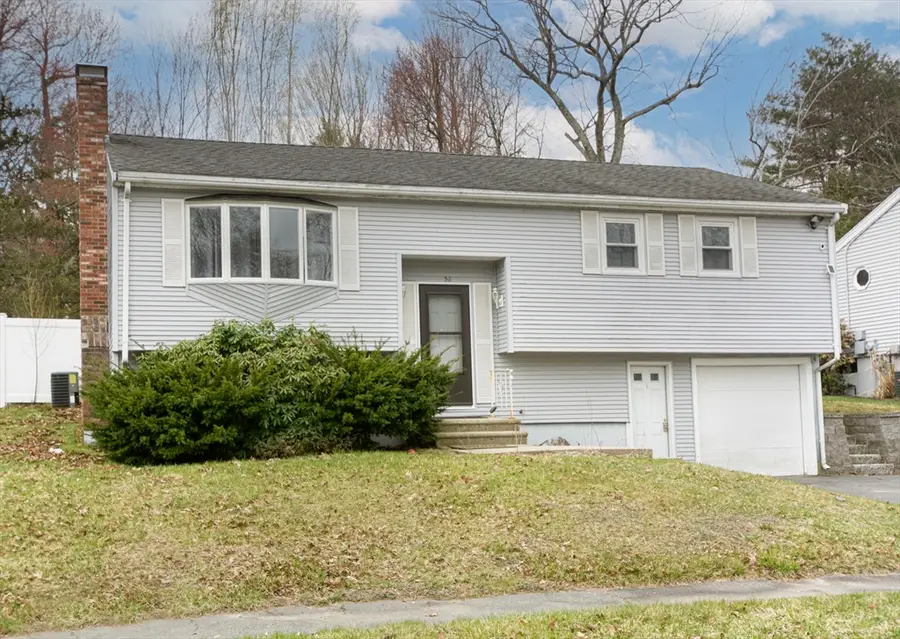 52 Venus Dr, Worcester, MA 01605 - #3